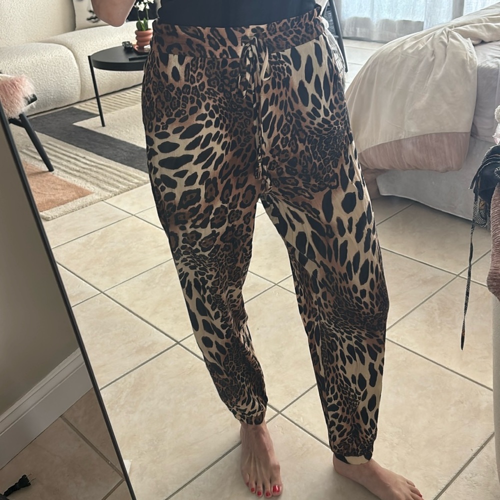 Natori Cotton animal print jogger pants